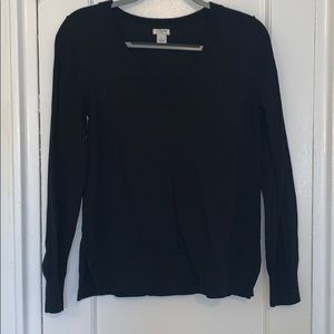Black v neck sweater
